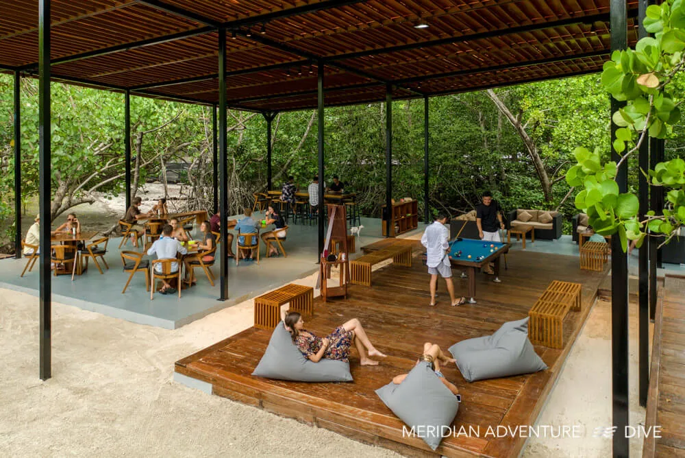 Mangrove Terrace lounge and games area
